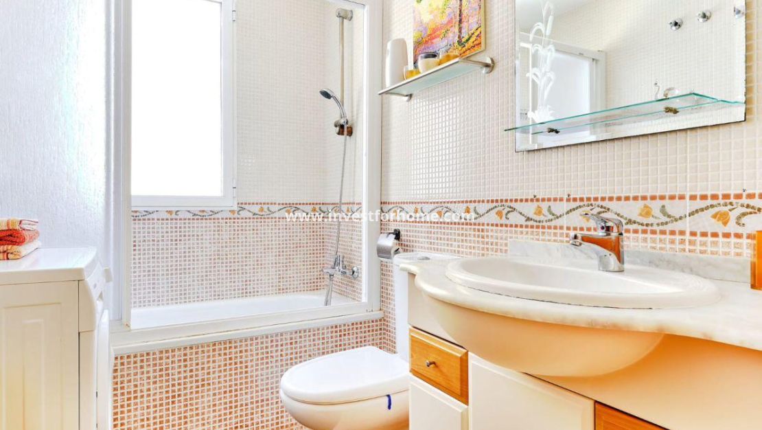 Reventa - Apartamento - Orihuela Costa - Dehesa De Campoamor
