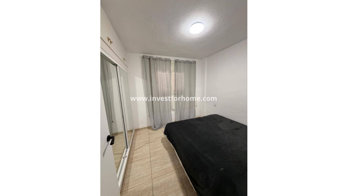 Reventa - Apartamento - Orihuela Costa - La Regia