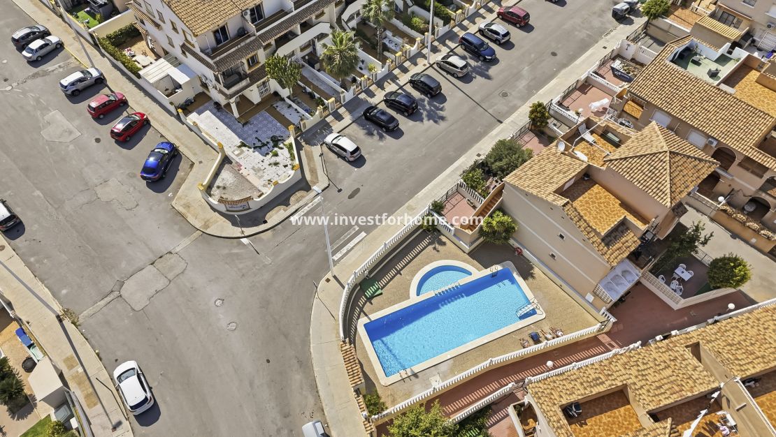 Reventa - Apartamento - Orihuela Costa - La Regia