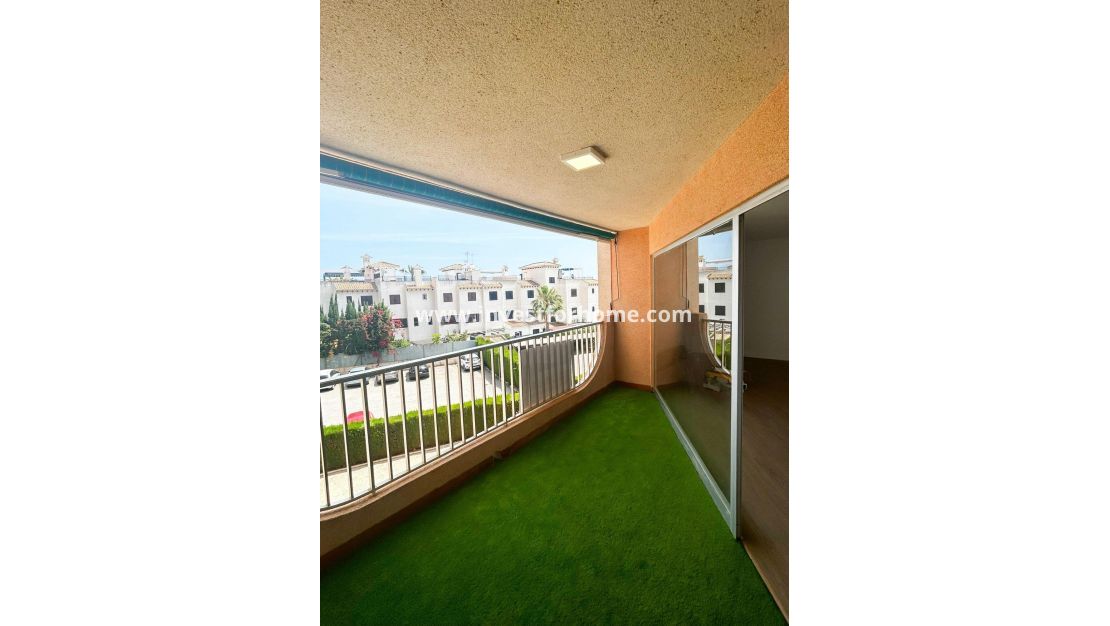 Reventa - Apartamento - Orihuela Costa - La Regia