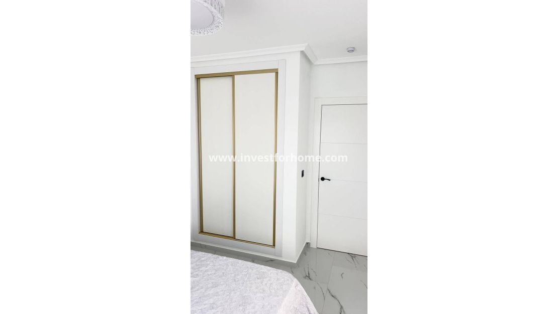 Reventa - Apartamento - Orihuela Costa - La Zenia