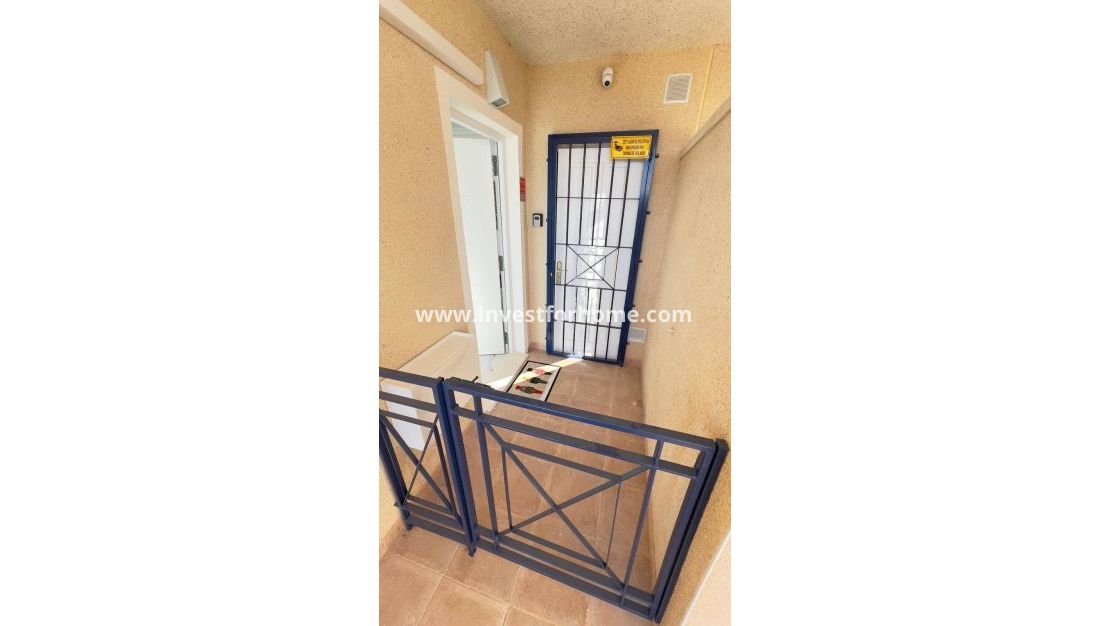 Reventa - Apartamento - Orihuela Costa - La Zenia