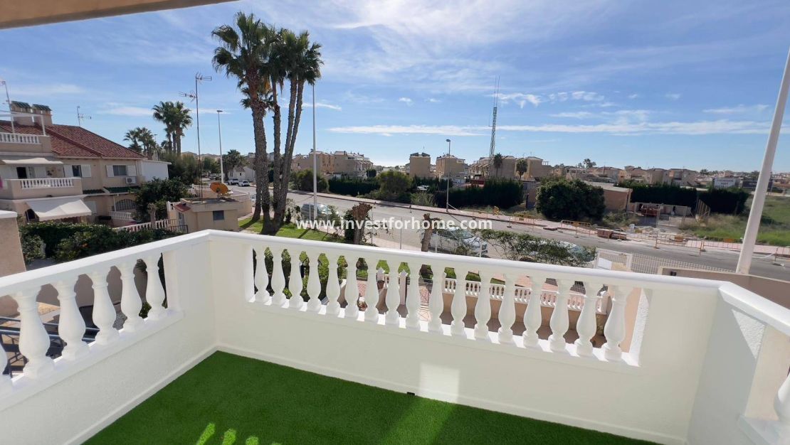 Reventa - Apartamento - Orihuela Costa - La Zenia