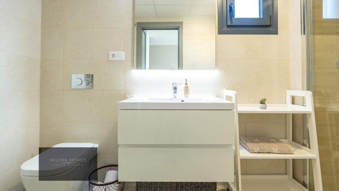 Reventa - Apartamento - Orihuela Costa - La Zenia