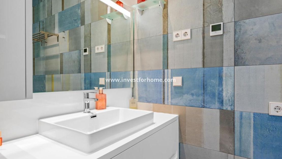 Reventa - Apartamento - Orihuela Costa - Las Colinas golf
