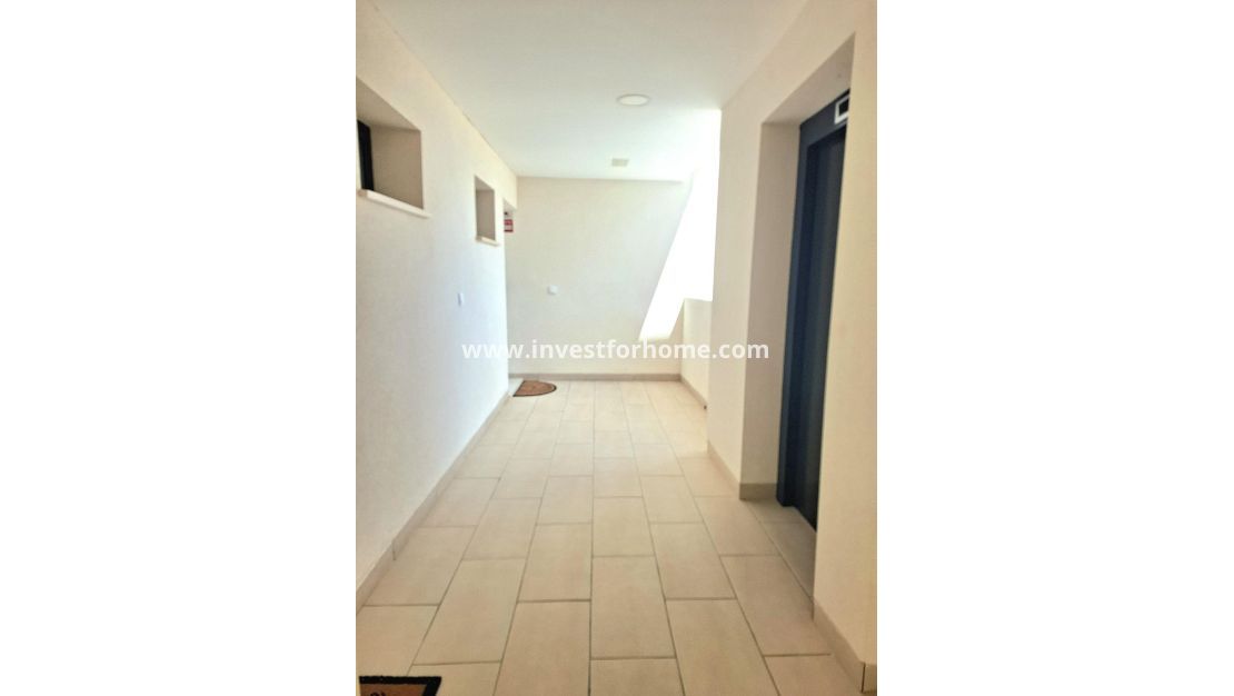Reventa - Apartamento - Orihuela Costa - Villamartín