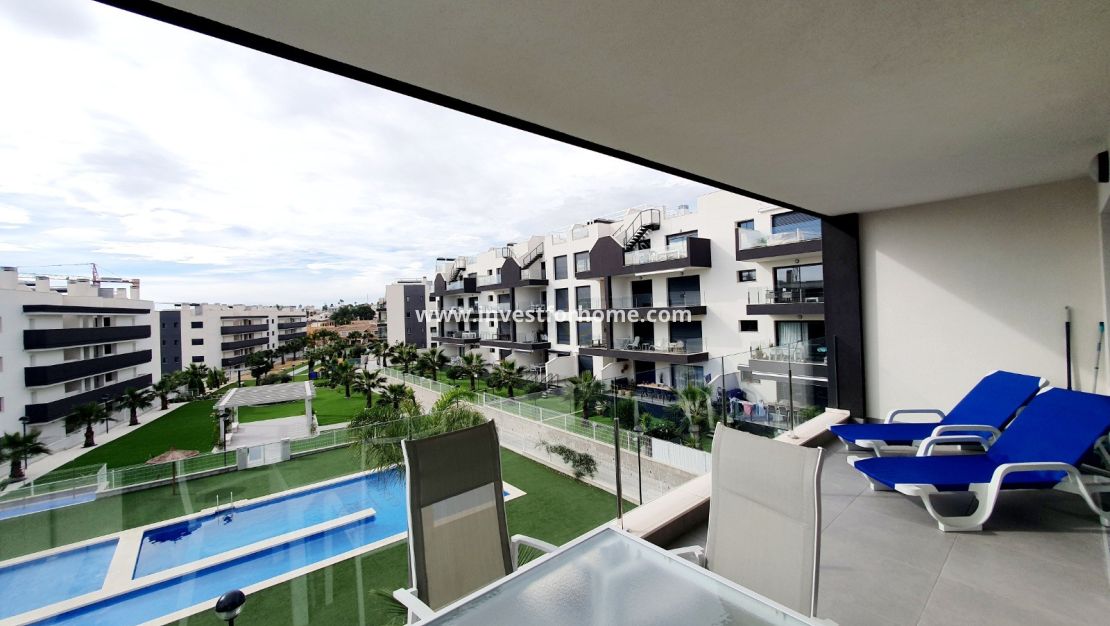 Reventa - Apartamento - Orihuela Costa - Villamartín