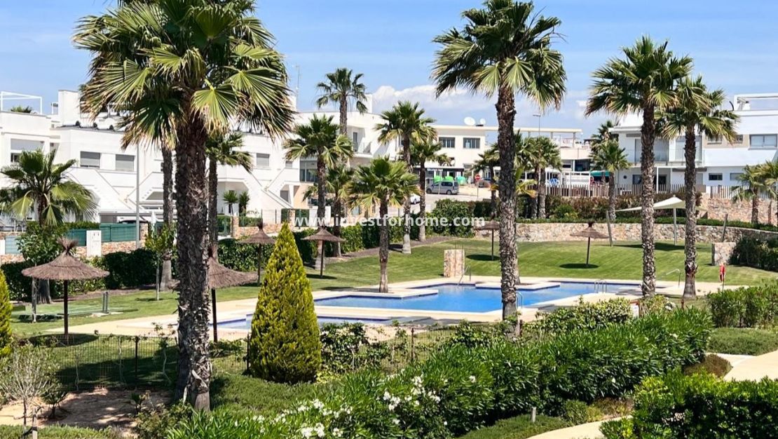 Reventa - Apartamento - Orihuela Costa - Vistabella Golf