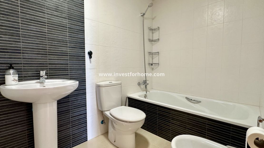 Reventa - Apartamento - San Miguel de Salinas - Inland