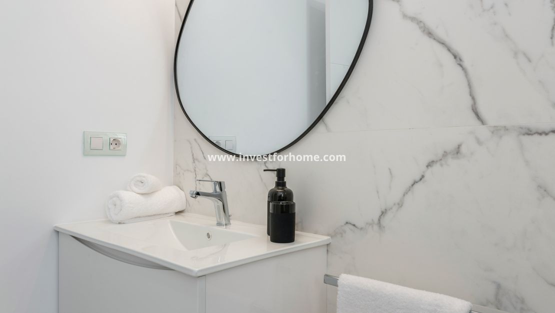 Reventa - Apartamento - San Miguel de Salinas - Inland