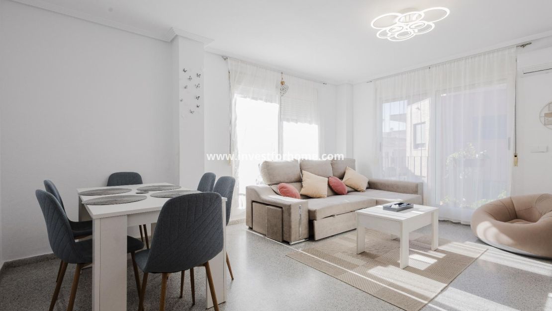 Reventa - Apartamento - San Miguel de Salinas - Inland