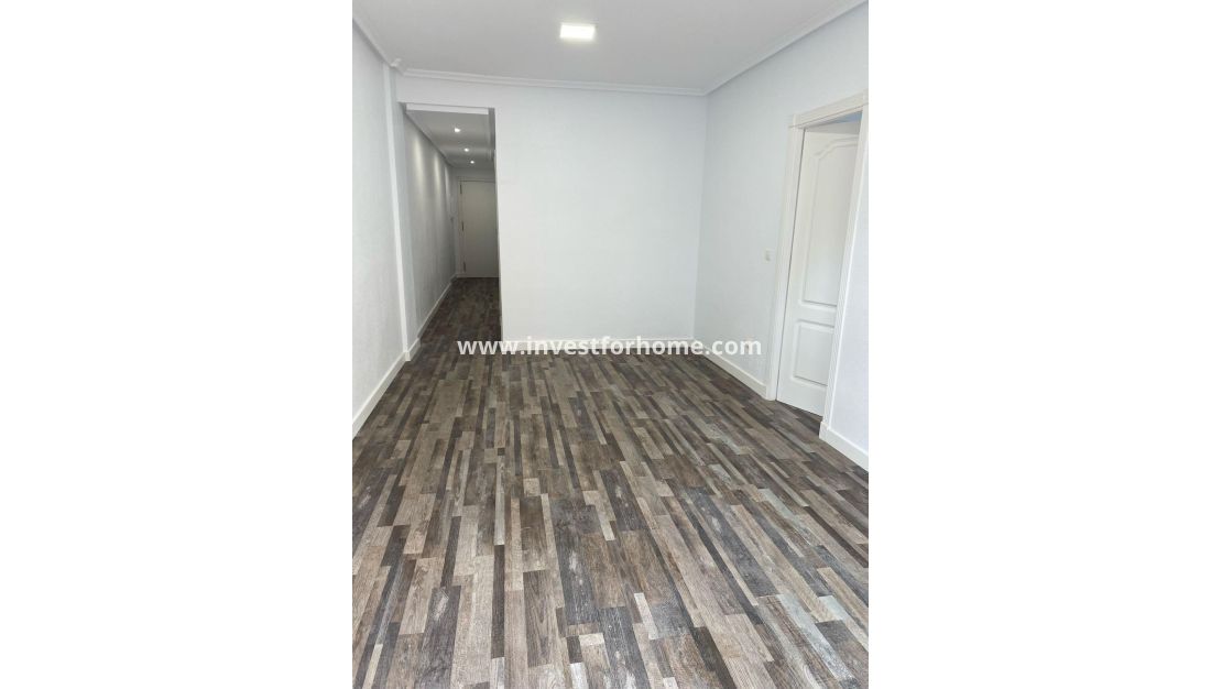 Reventa - Apartamento - San Miguel de Salinas - Pueblo 9