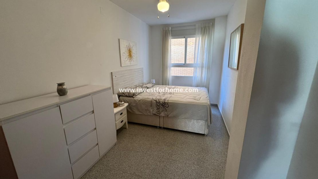 Reventa - Apartamento - San Miguel de Salinas