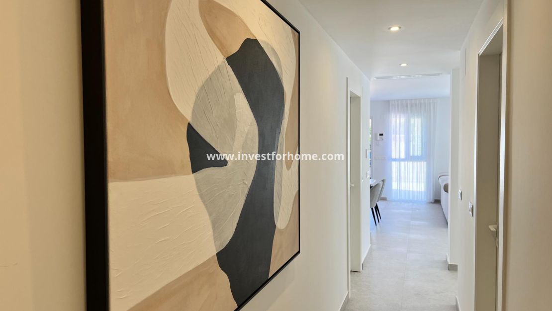 Reventa - Apartamento - Torrevieja - aguas nuevas