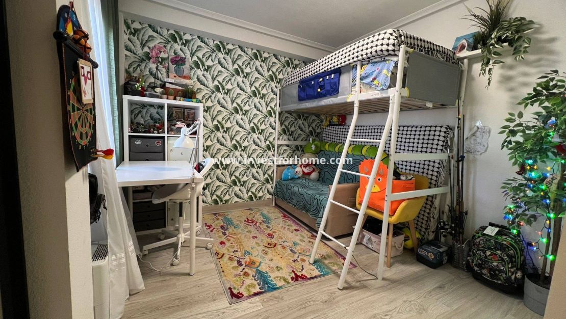 Reventa - Apartamento - Torrevieja - aguas nuevas