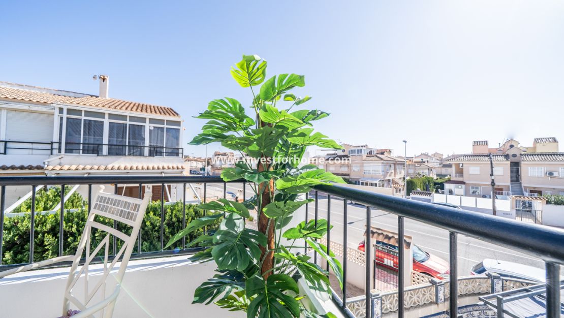 Reventa - Apartamento - Torrevieja - aguas nuevas