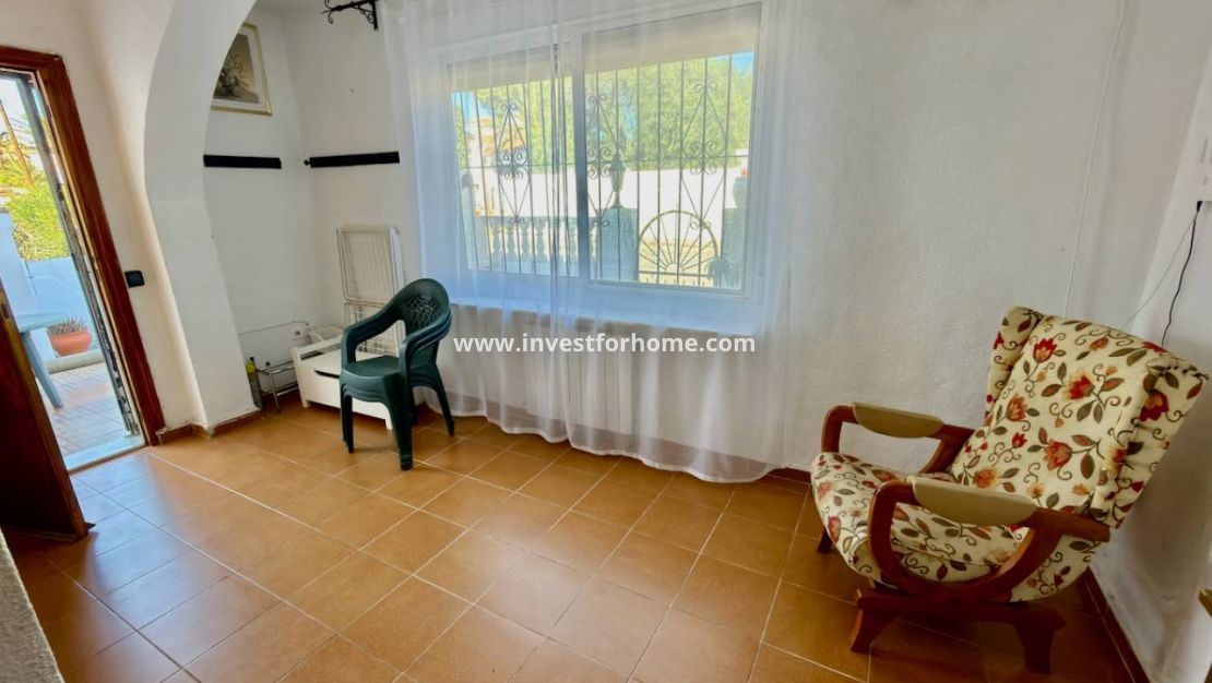 Reventa - Apartamento - Torrevieja - Aguas Nuevas