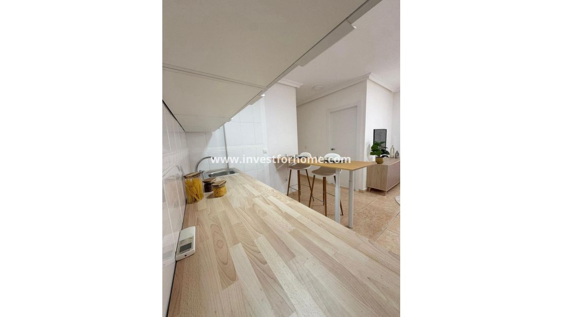 Reventa - Apartamento - Torrevieja - Antonio Machado
