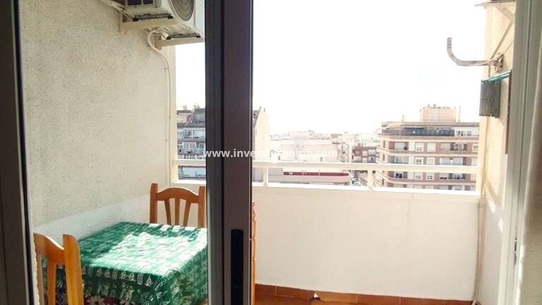 Reventa - Apartamento - Torrevieja - CASCO URBANO