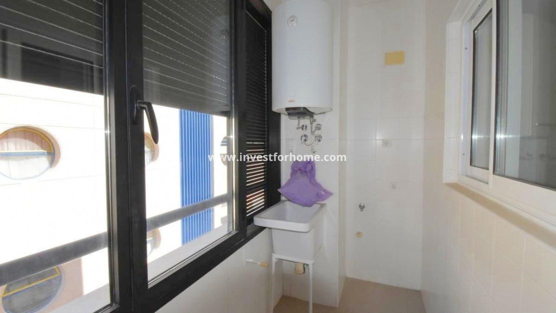 Reventa - Apartamento - Torrevieja - Centro - Muelle Pesquero