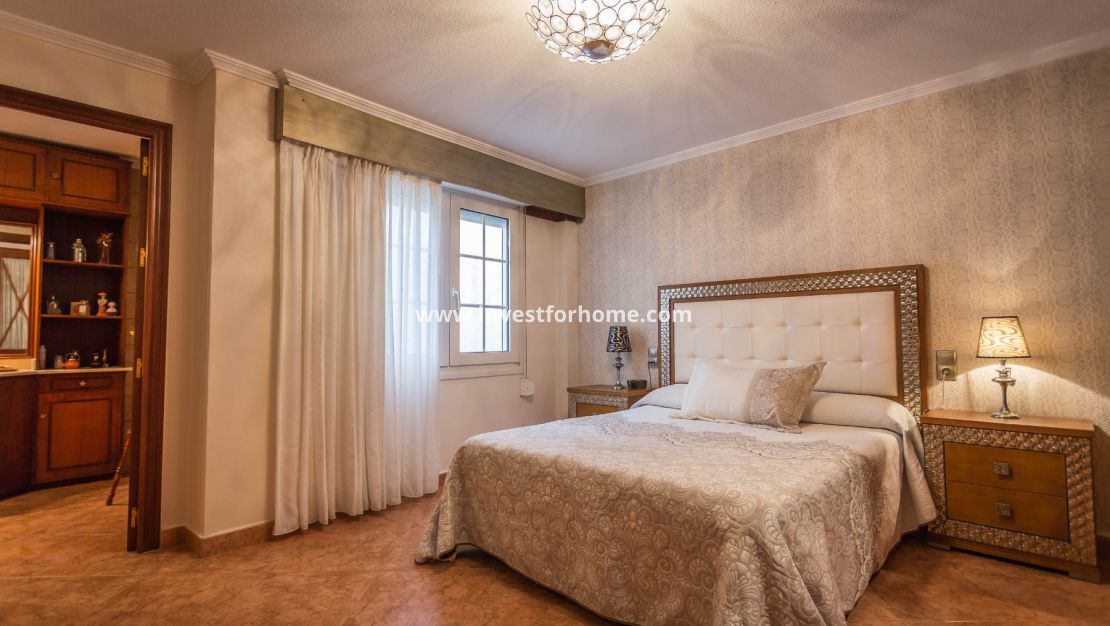 Reventa - Apartamento - Torrevieja - Centro