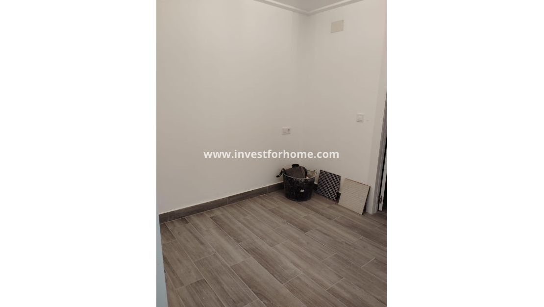 Reventa - Apartamento - Torrevieja - Centro