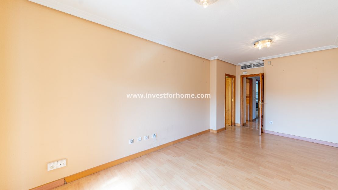 Reventa - Apartamento - Torrevieja - Centro