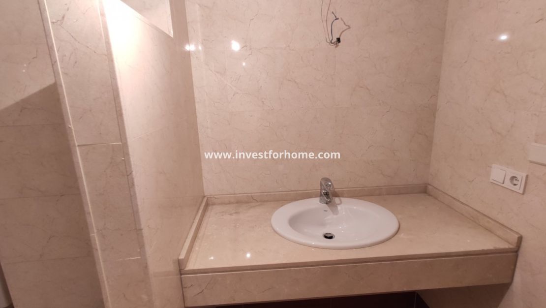 Reventa - Apartamento - Torrevieja - Centro