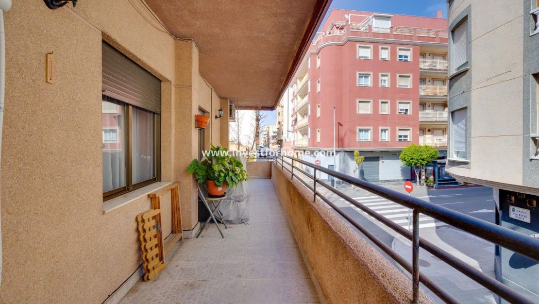 Reventa - Apartamento - Torrevieja - Centro