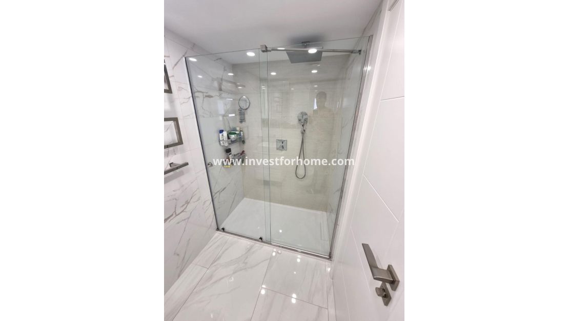 Reventa - Apartamento - Torrevieja - Centro