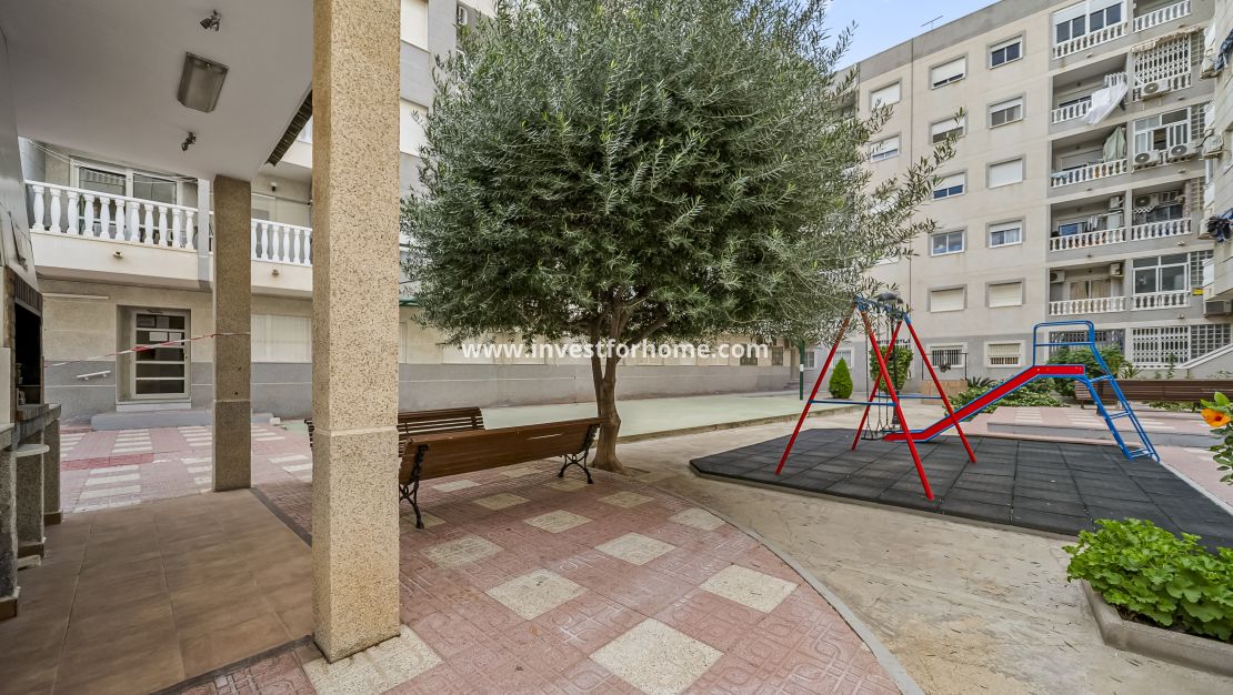 Reventa - Apartamento - Torrevieja - Centro