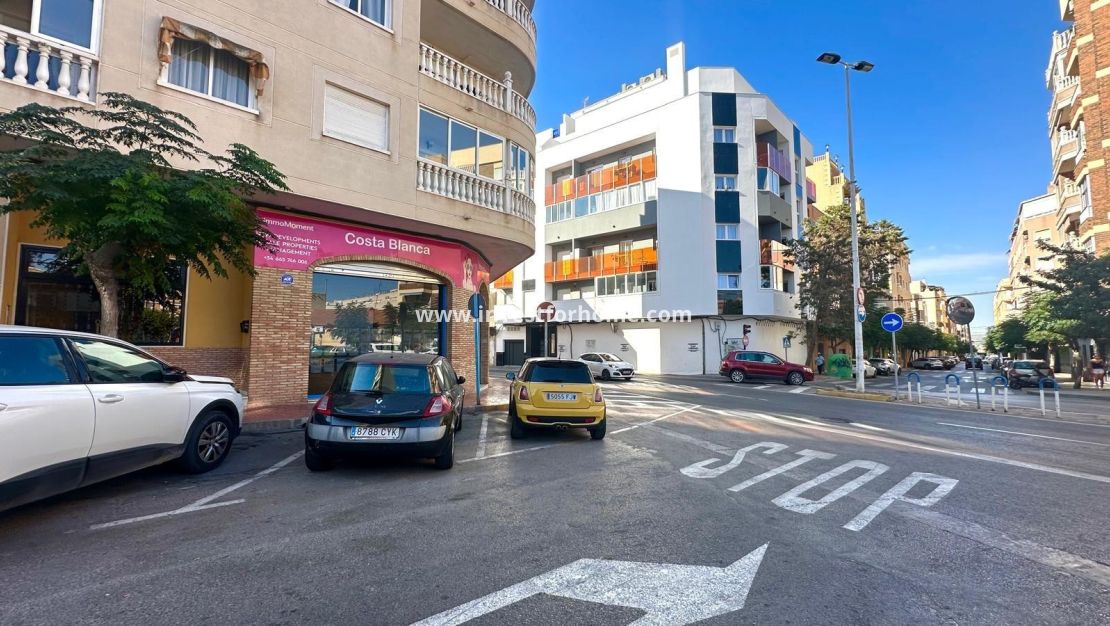 Reventa - Apartamento - Torrevieja - Centro