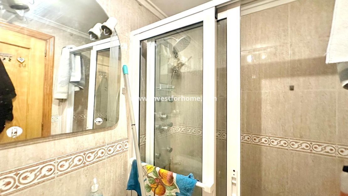 Reventa - Apartamento - Torrevieja - Centro