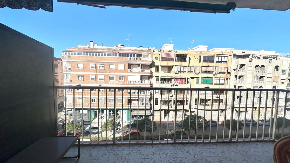 Reventa - Apartamento - Torrevieja - Centro