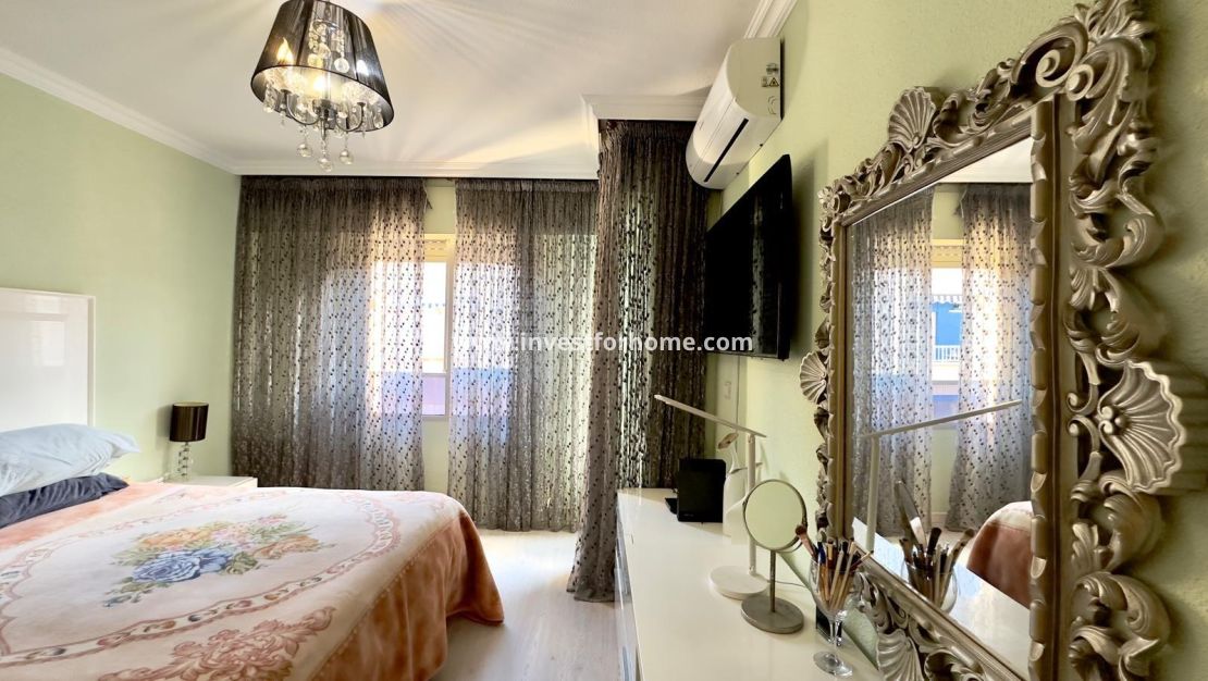 Reventa - Apartamento - Torrevieja - Centro