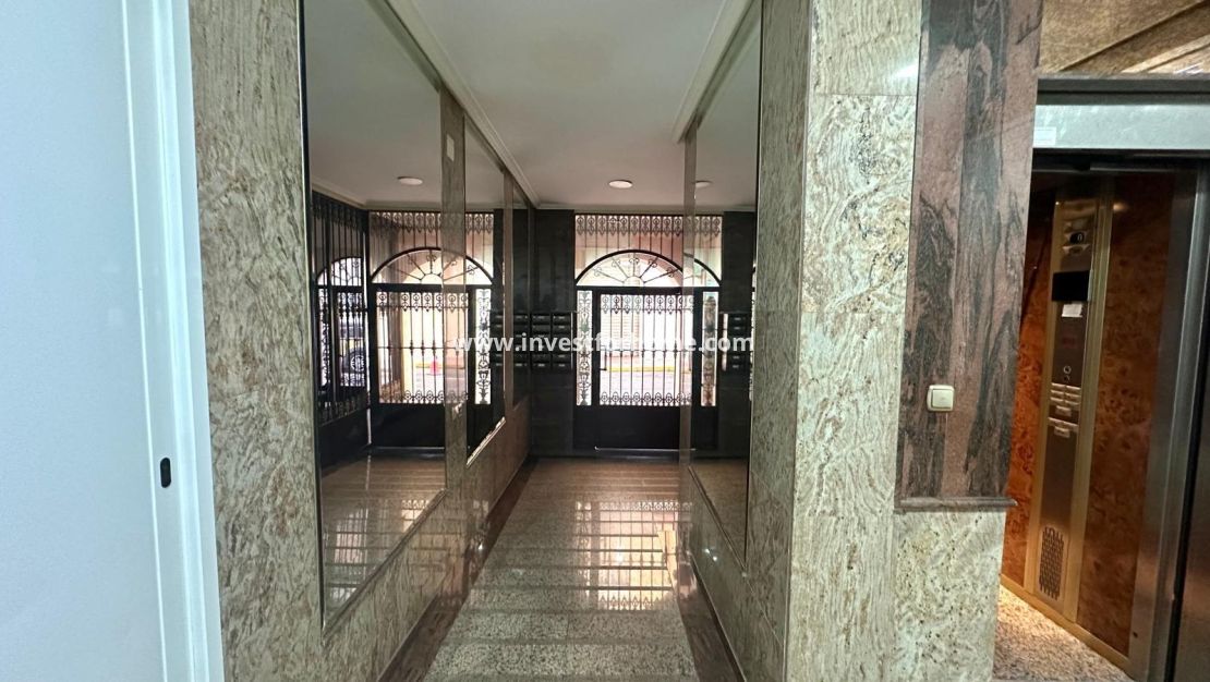 Reventa - Apartamento - Torrevieja - Centro