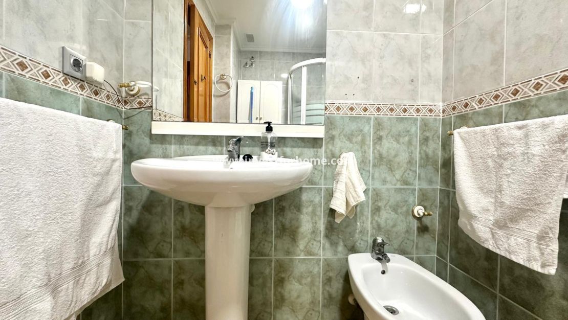 Reventa - Apartamento - Torrevieja - Centro