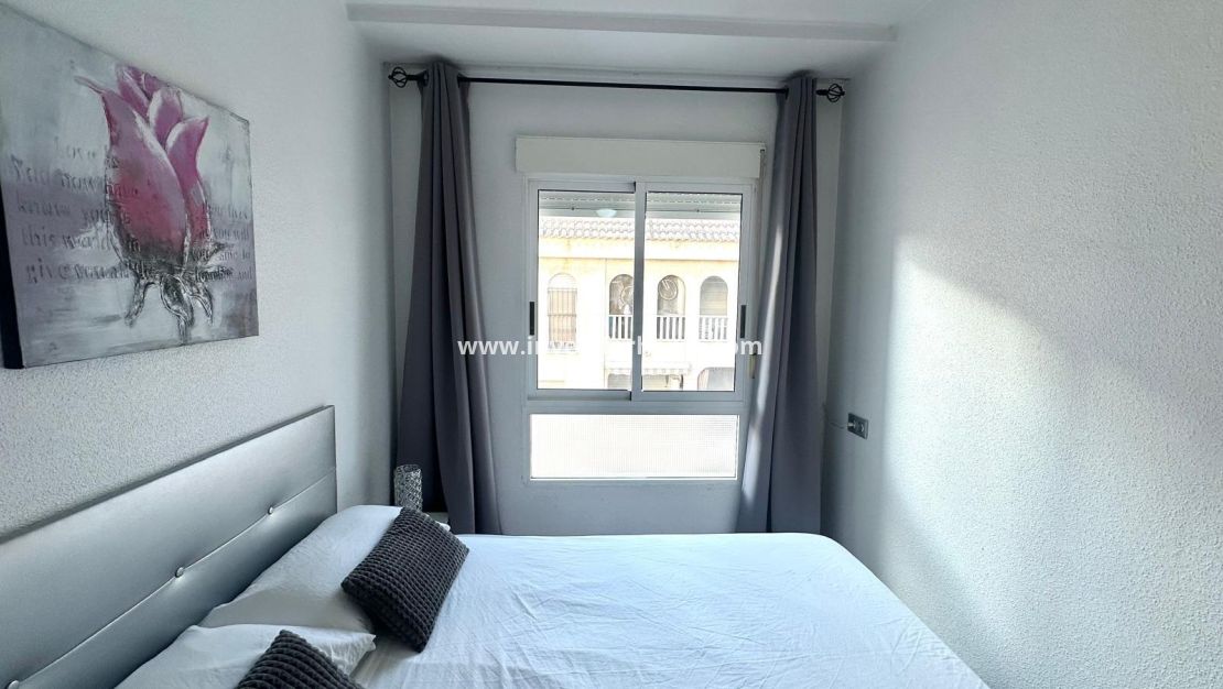 Reventa - Apartamento - Torrevieja - Centro