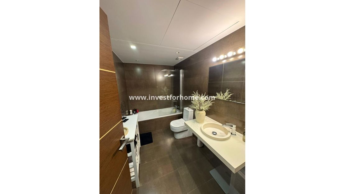 Reventa - Apartamento - Torrevieja - Centro