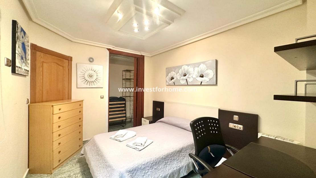 Reventa - Apartamento - Torrevieja - Centro