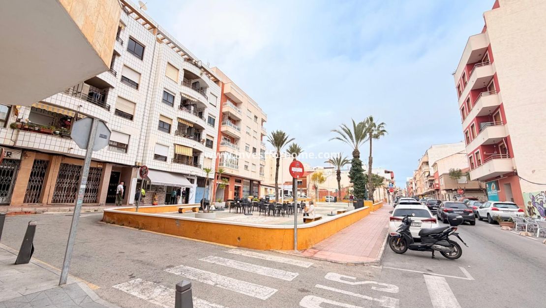 Reventa - Apartamento - Torrevieja - Centro