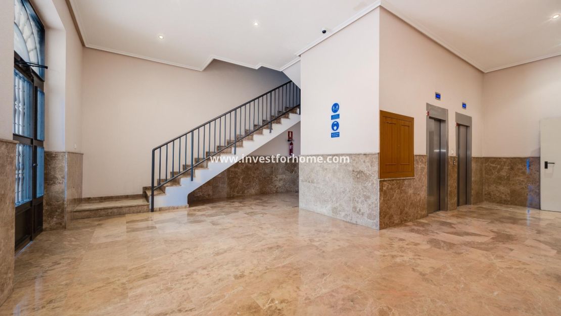 Reventa - Apartamento - Torrevieja - Centro