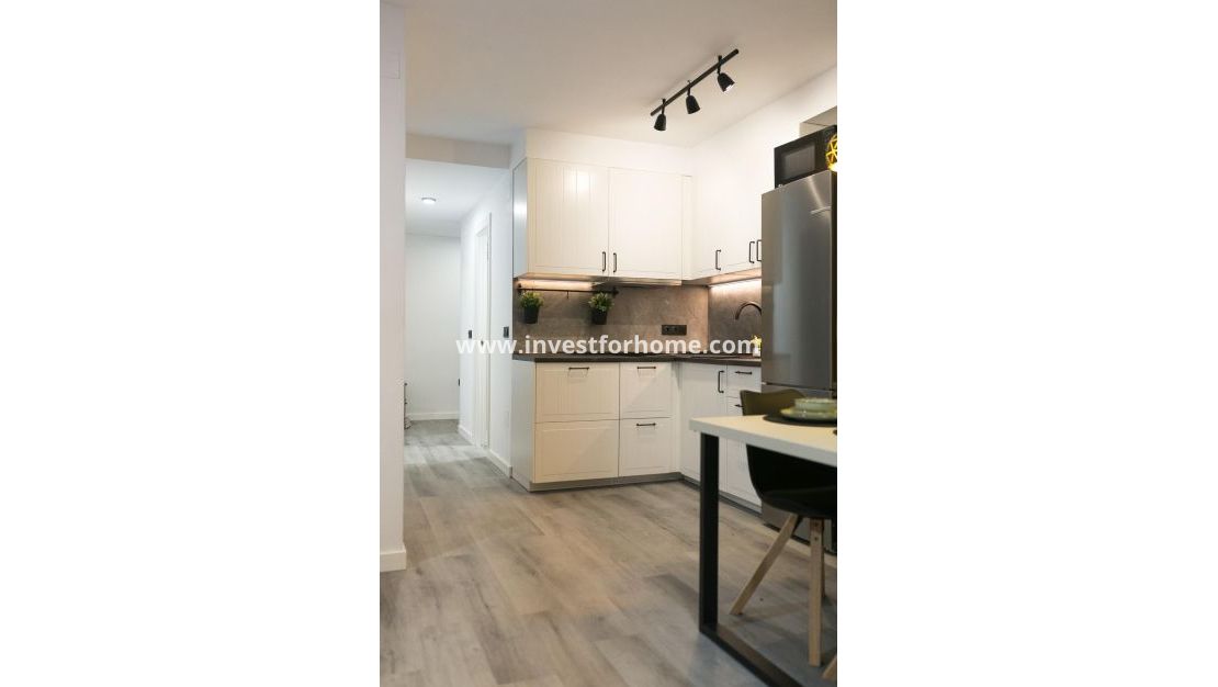 Reventa - Apartamento - Torrevieja - Centro
