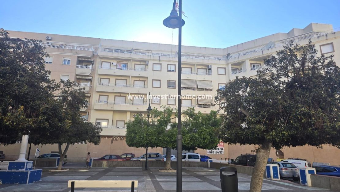 Reventa - Apartamento - Torrevieja - Centro