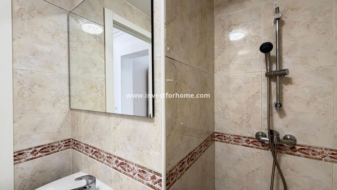 Reventa - Apartamento - Torrevieja - Centro