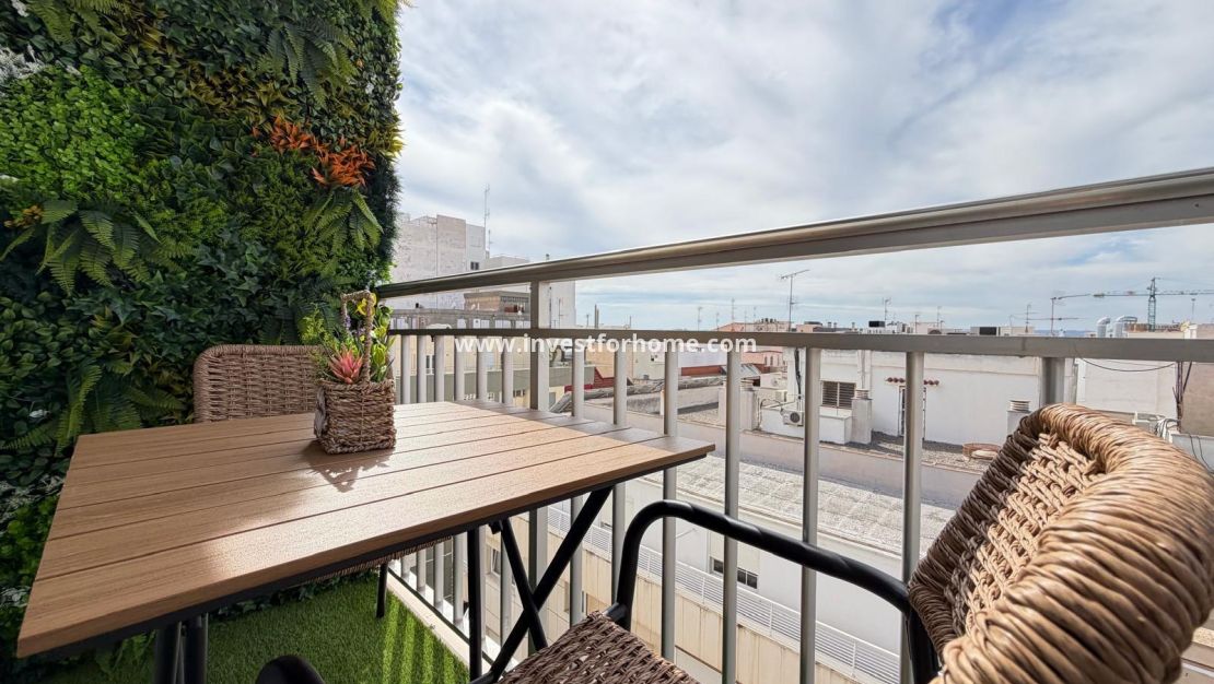 Reventa - Apartamento - Torrevieja - Centro