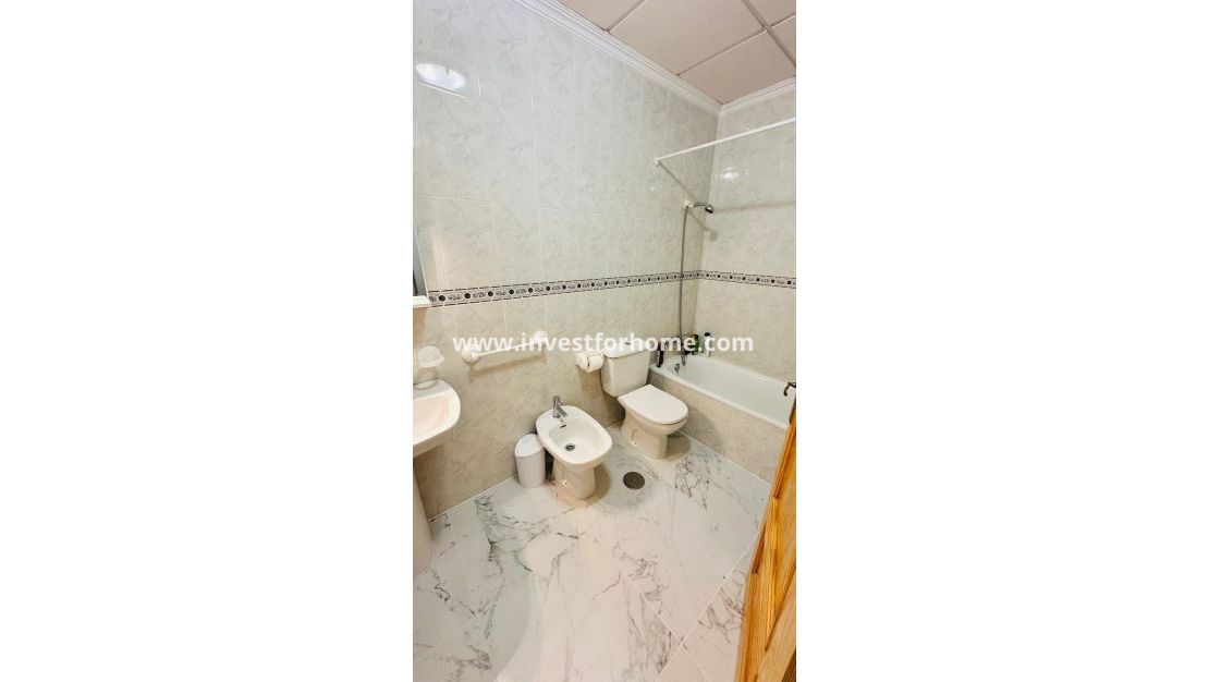 Reventa - Apartamento - Torrevieja - Centro