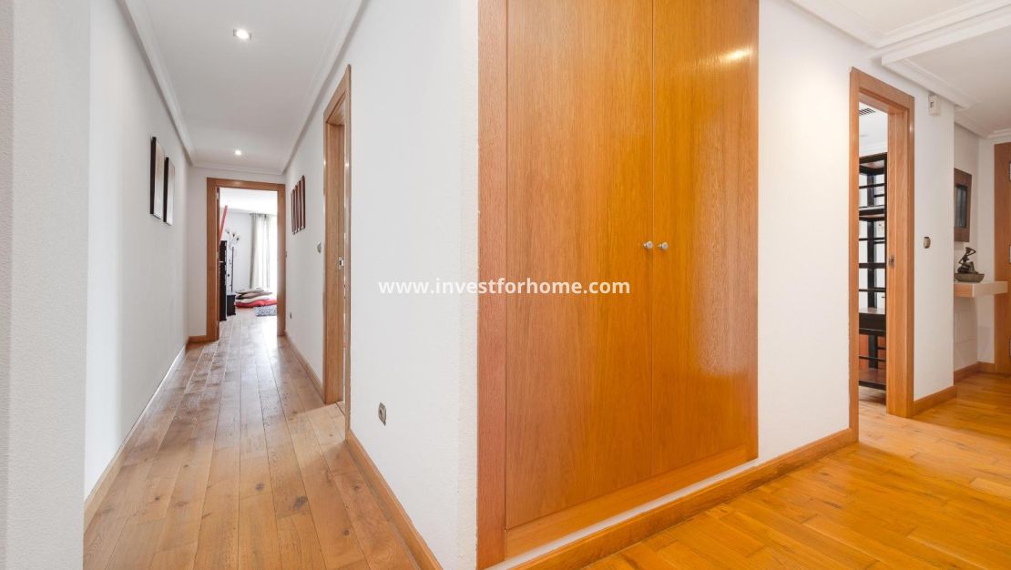 Reventa - Apartamento - Torrevieja - Centro
