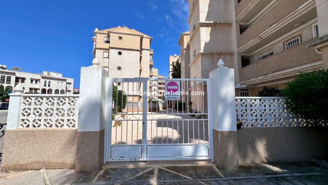 Reventa - Apartamento - Torrevieja - Centro