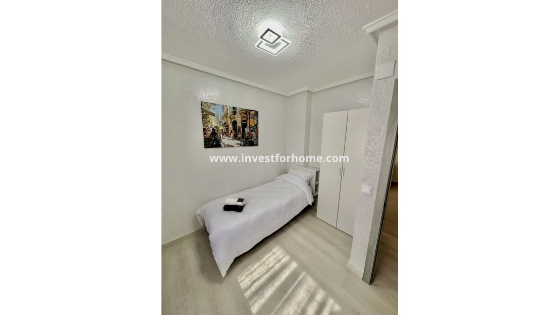 Reventa - Apartamento - Torrevieja - Centro